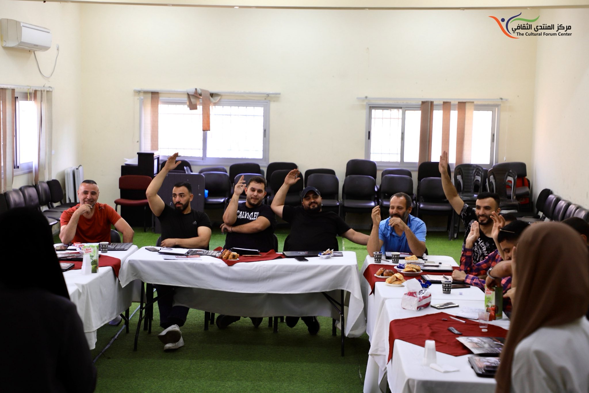 مركز المنتدى الثقافي- جلسة حوارية بعنوان “أين نحن كفلسطينيين؟"